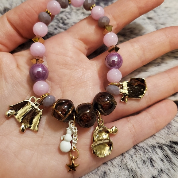 New Hand Made Christmas Charm🎄 Bracelet - Picture 7 of 10